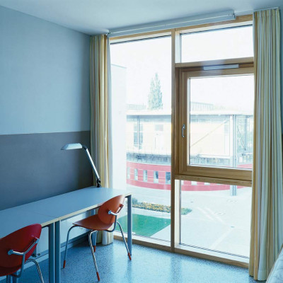 20-og-zimmer-offen.jpg
