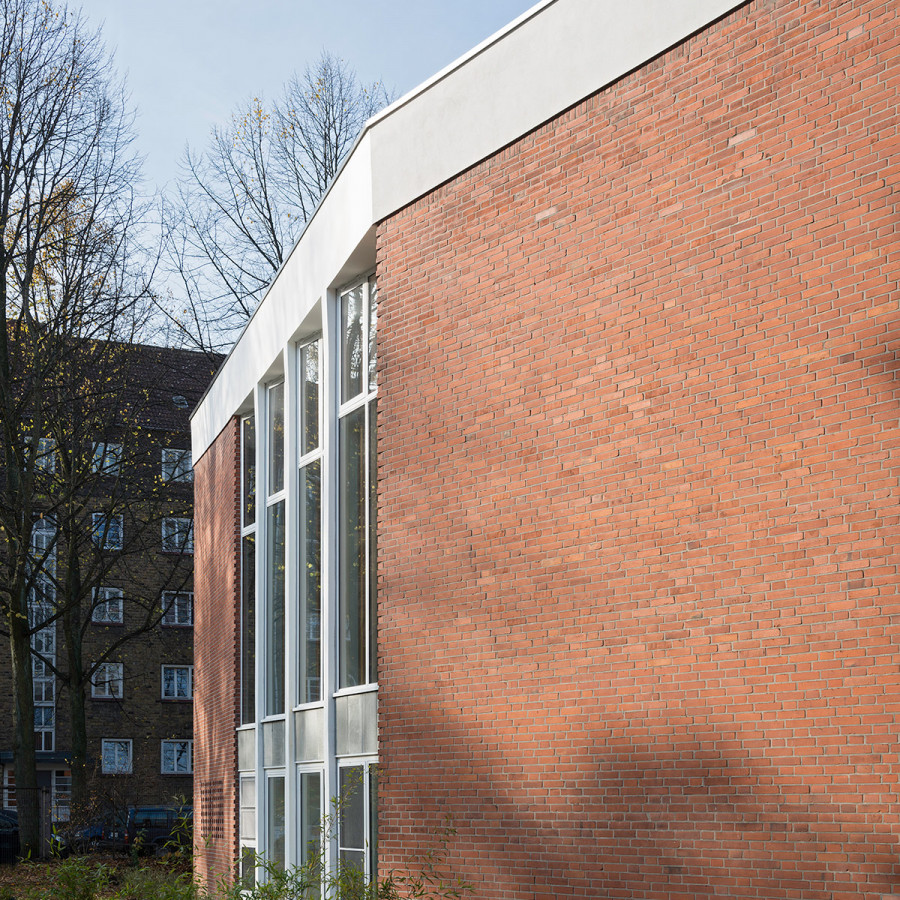 LEISKA_3483-04.jpg